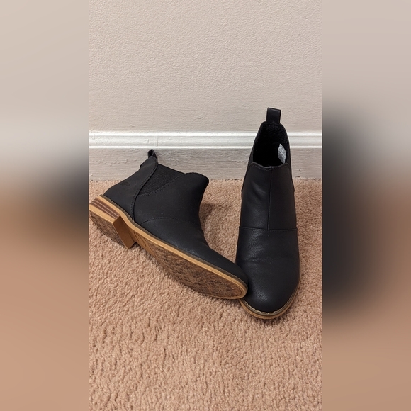 Rocket Dog Black Booties. Size 6.5 - Picture 3 of 4
